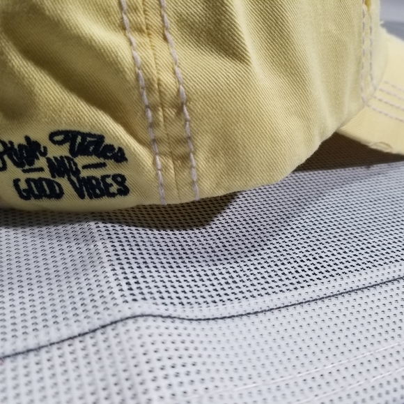 Bundle Vintage Style Hats Good Vibes and Bad Hair Day Design (2 pack) - Picture 5 of 7